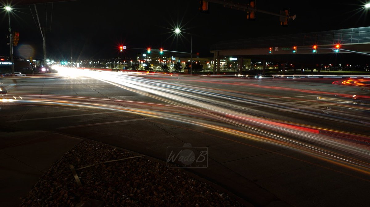 Sat Mar 23, 2019. Intersection of #BangerterHighway & 12600 S in #Riverton #Utah at 21h00 (9pm). #LongExposure
F22, 16mm, ISO 64, 70 sec
@RivertonCity @IntermtnMedCtr in the background on a @SonyAlpha #SonyA7III