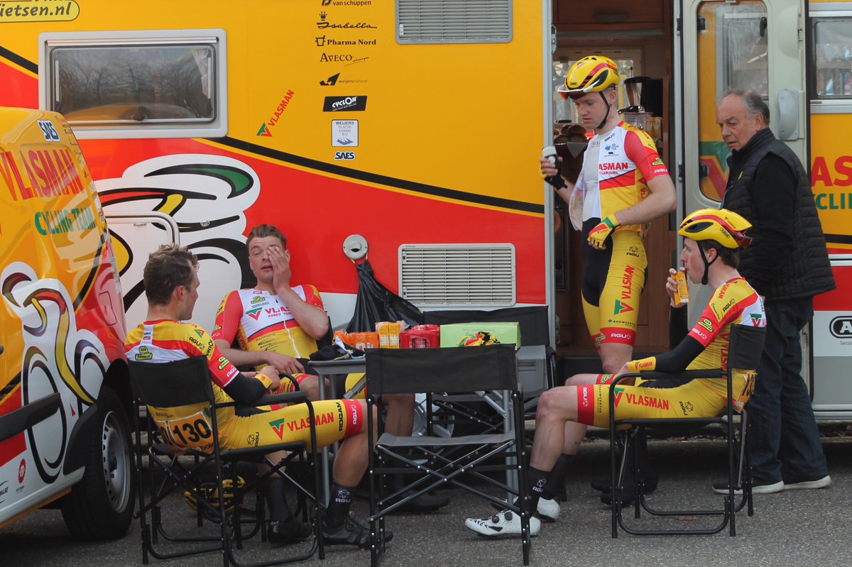 Als 15e over de finish in de Dorpenomloop van Drenthe