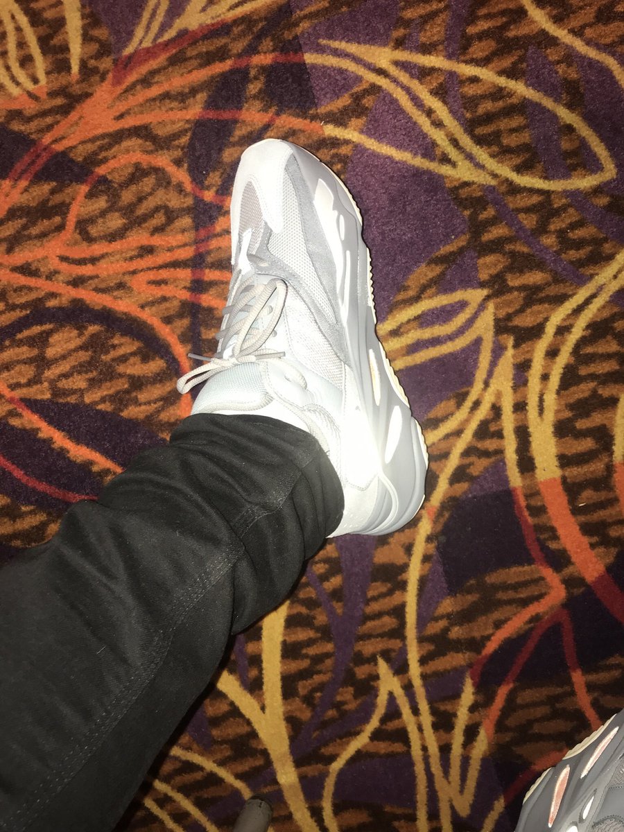 offthe88record's tweet image. Secrets of the Bible Revealed or American Sniper? @Sling, how is it that the #lipinetspeterson is being recorded but I can’t watch anything?