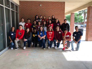 VilmaWolfe's tweet photo. Honored to be part of the team for the 1st HOBY CLeW (Community Leadership Workshop) at RGV. Freshmen learned that positive personal and group leadership means educating and empowering others! ⭐️ @HOBYTXCA https://t.co/ZVMMD3EOVD