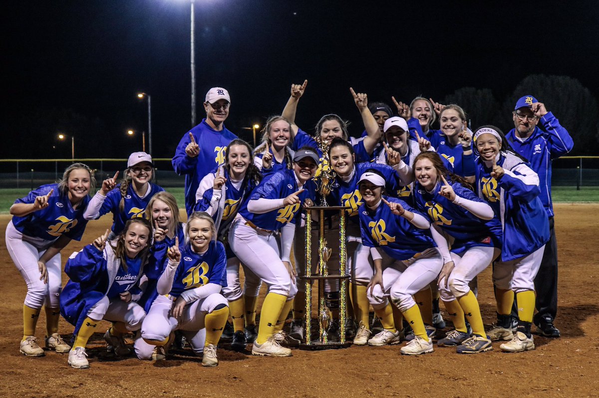 _n0ahsmith_'s tweet photo. Buffalo River Springfest Champions https://t.co/jckBNzyXXk