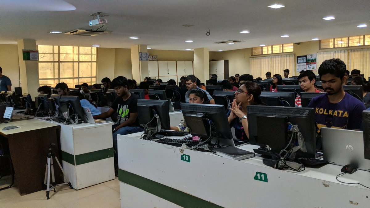 gdgkiit's tweet image. Houseful. Third time in a row. Amazing stuff @KIITUniversity students.

#Flutter #FlutterWorkshop #kiitflutter @flutterdey @dart lang @GoogleDevsIN @mjohnsulivan @csells