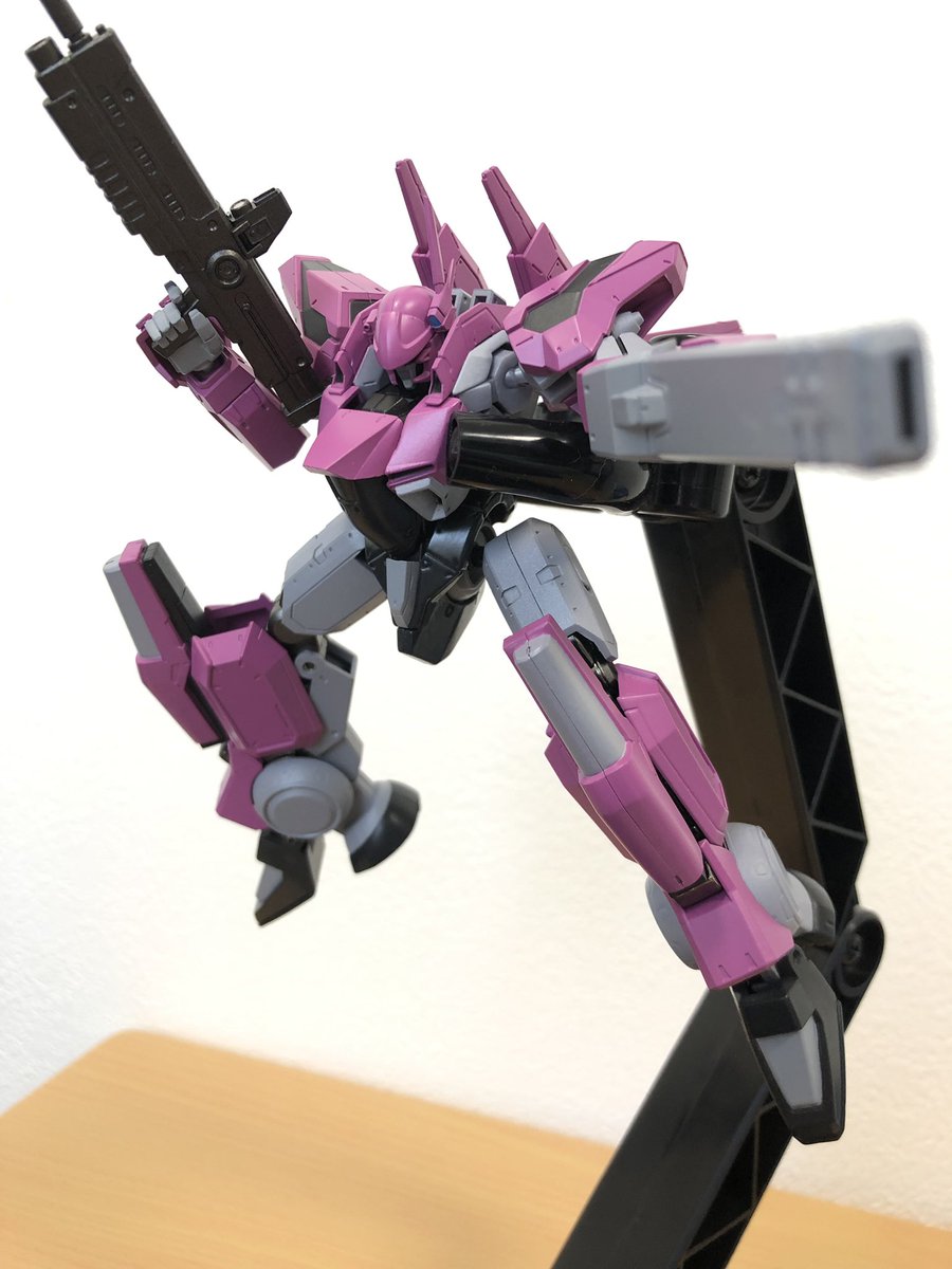 大神ソウマ エステバリスカスタムだけで遊ぶのに忙しくてまだブラックサレナになれてない