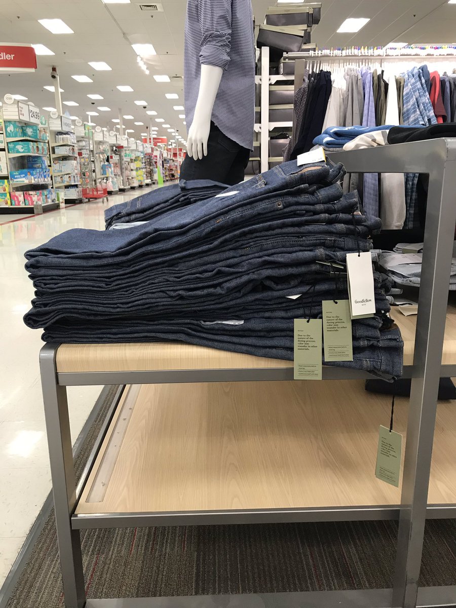 IvyatTarget's tweet image. Ever have issues with your jean piles? TOO TALL?! Decided to bring some old techniques to the men’s section today. Every 3-4 pairs, just fold the top third of the pant down toward you.