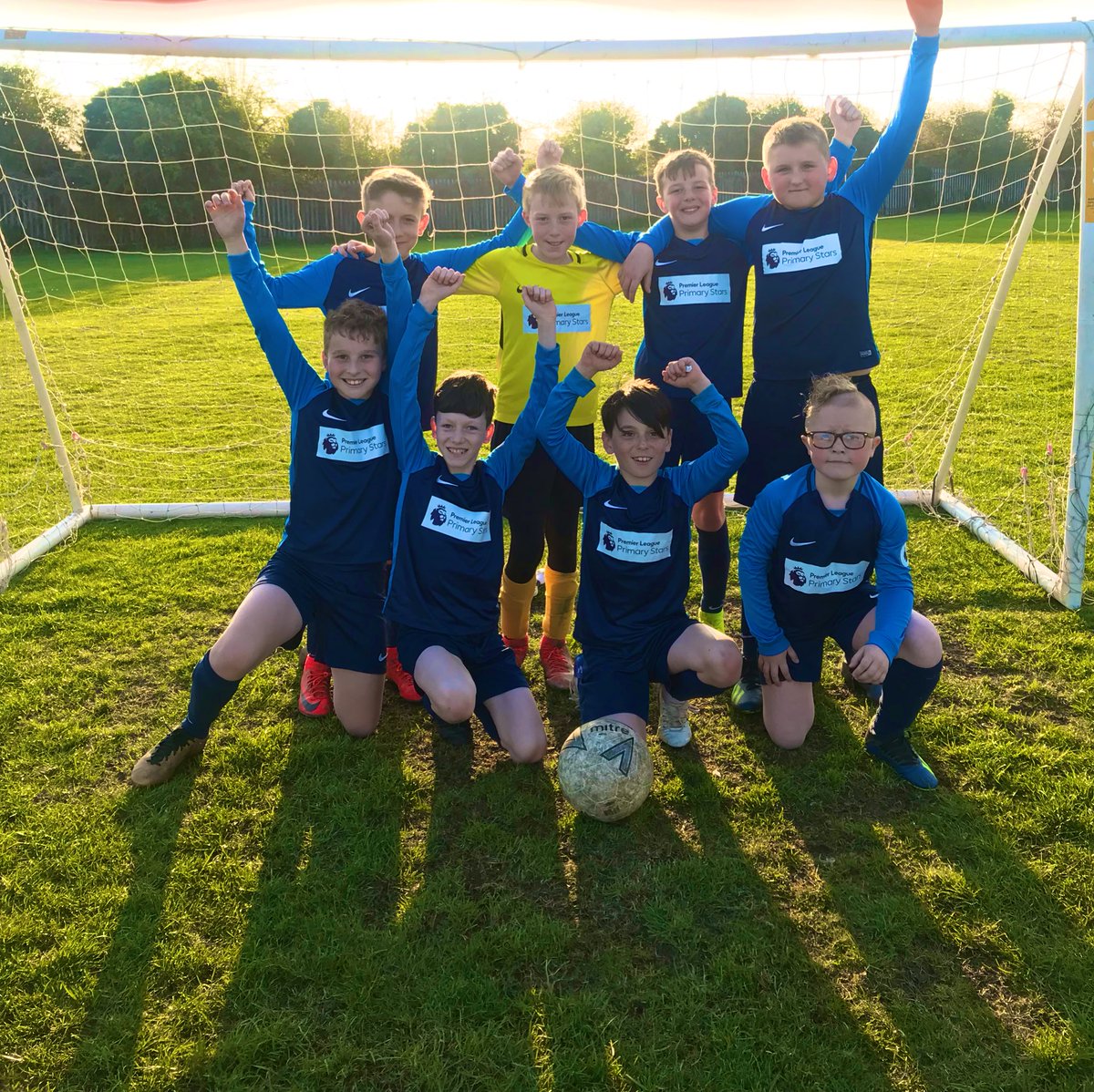 Great team performance from the boys football team the other night winning all of their games and qualifying for a cup final at Blundell Park on the 7th of May. <a href="/MiddlethorpePri/">Middlethorpe Primary</a> <a href="/officialgtfc/">Grimsby Town F.C.</a> ⚽️😁