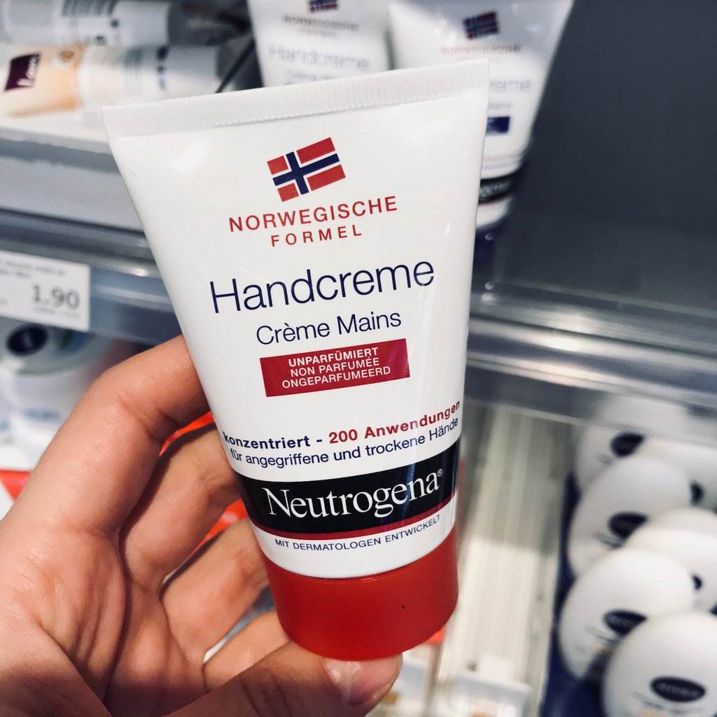 ingreader's tweet photo. 💚 4.9/5 handcream    by @neutrogena
Detailed analysis on the blog.
https://t.co/qx9Z1fJkow…m-fragrance-free/ https://t.co/FWoiP5cu8M