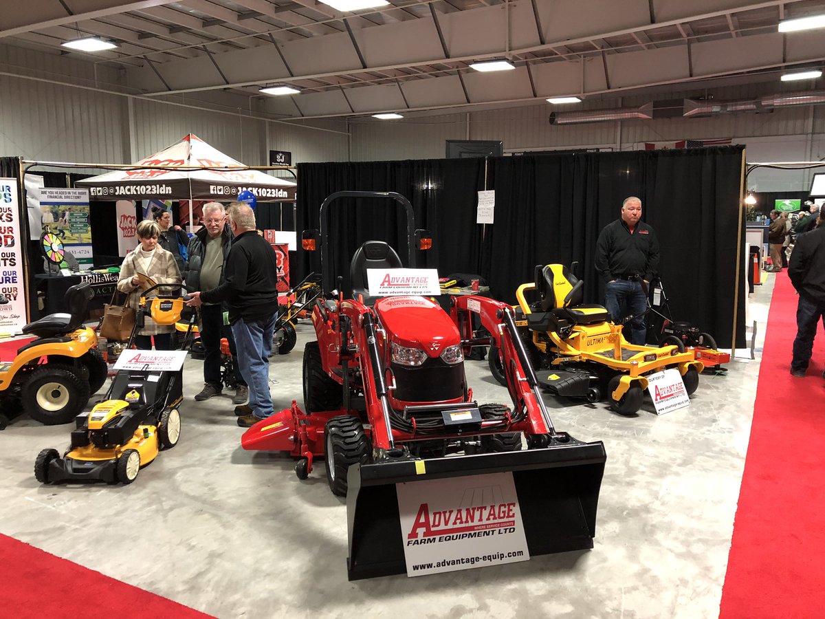 AdvantageFarm's tweet photo. At the #StThomasHomeShow with the @AGCOcorp GC1723E stop around and take a look! #OntAg https://t.co/YYMOc1WQOr