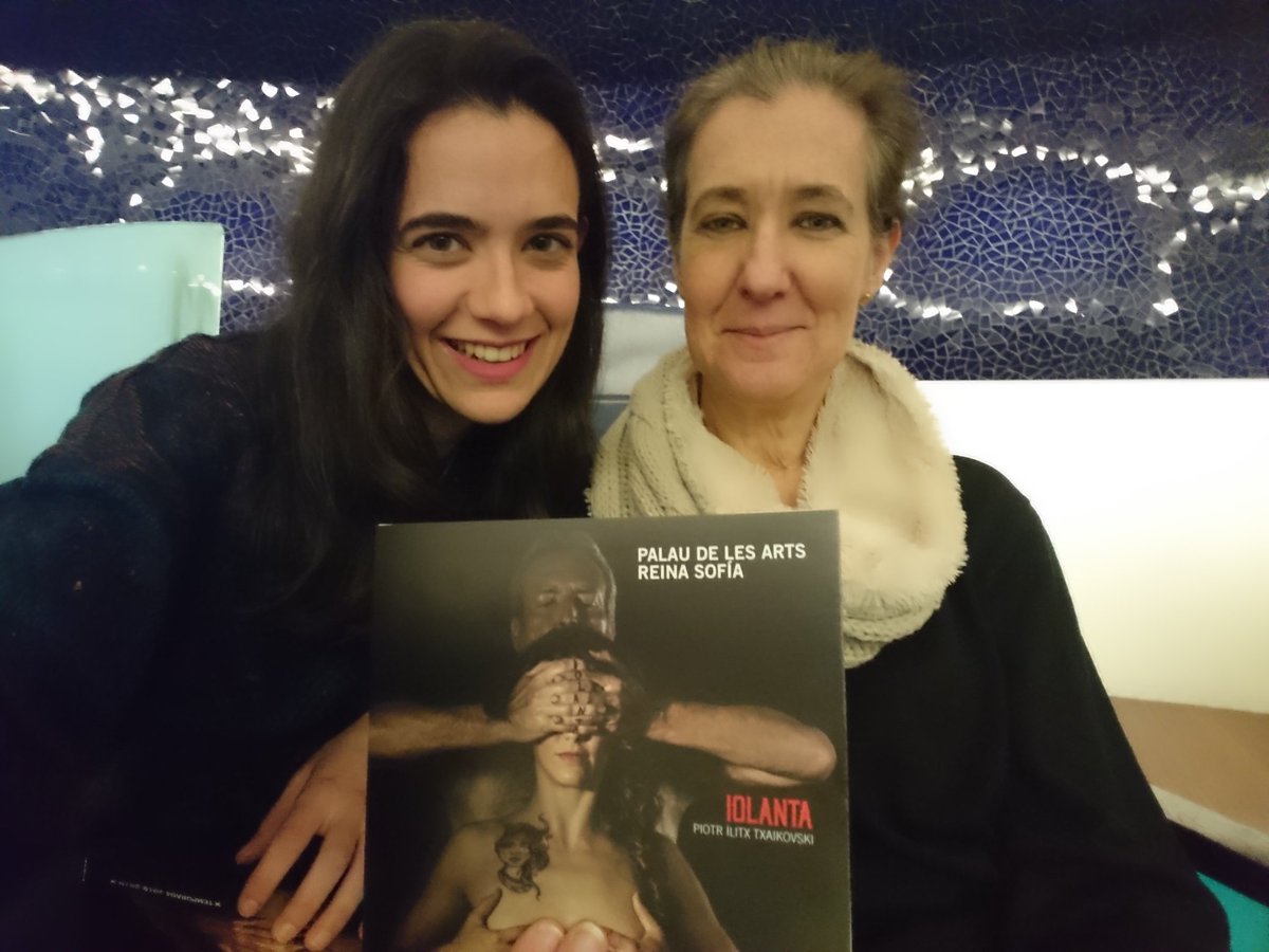 natpex_'s tweet photo. Gracias a @PalauLesArts, a punto de disfrutar #Iolanta_LesArts!!! ❤ 🎊 #Operatweet https://t.co/vawurnyt0c