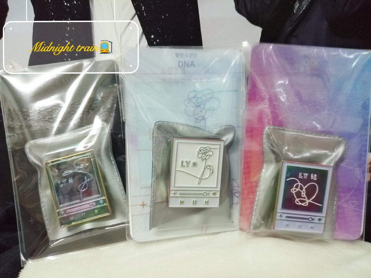 midnight_tr's tweet photo. 《到貨實拍》
Thank you so much🤗❤️
Soooo pretty 💙💕
@minimimangae
@triviapz @HM__SG
@Bday130613
@Lunaticworld613 https://t.co/OjIzli514F