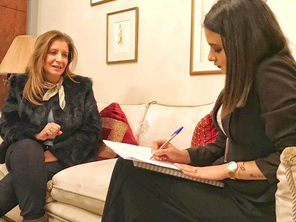 HalbyCharlotte's tweet photo. خلال مقابلتي الصحفية مع عضو المكتب السياسي في تيار المرده، السيدة فيرا يمّين، تحضيراً لبحث التخرج حول موضوع دور تويتر في تعزيز الدور السياسي للمرأة اللبنانية .
شكراً لك سيدة فيرا يمّين على حسن الضيافة
#Senior_project #Women_in_politics #Twitter_impacts @VeraYammine https://t.co/7FH3Vk20PR