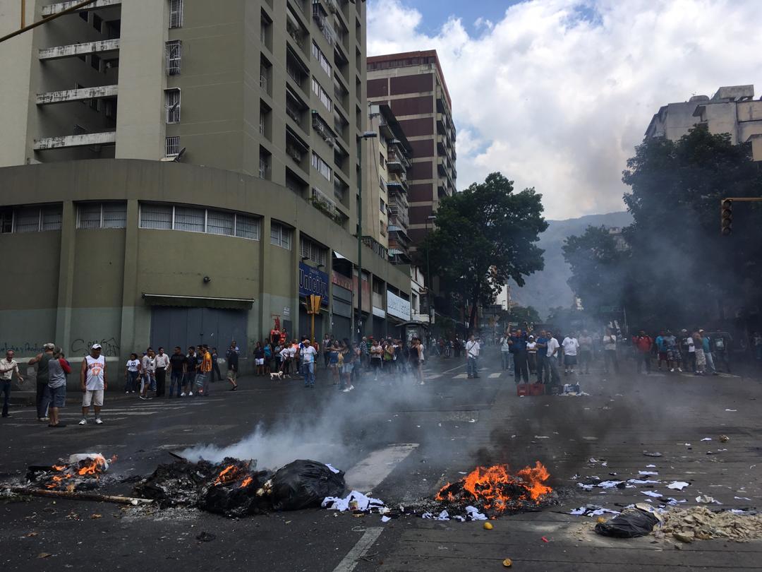 OEA - Dictadura de Nicolas Maduro - Página 37 D2_7eLYWoAAz_2b