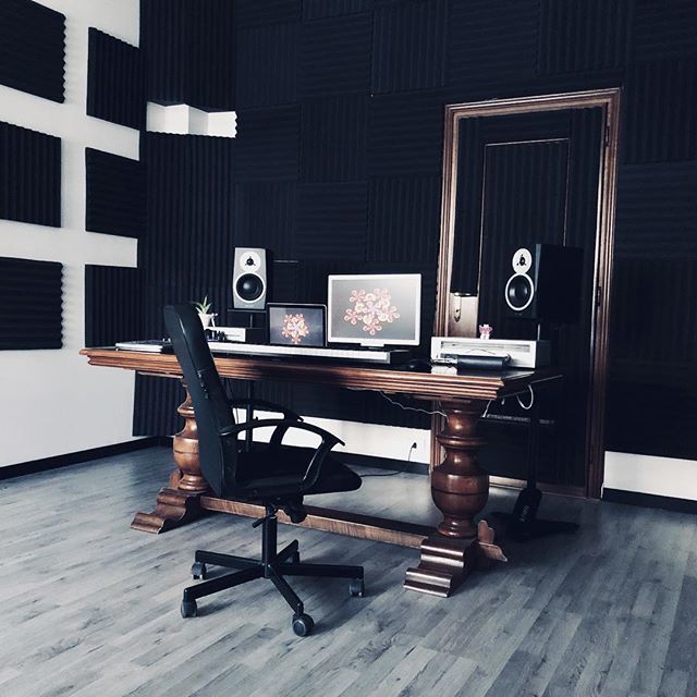 element8_music's tweet image. Proud of my place 😍🎧
Element8
.
.
.
#element8 #element8_music #psychedelic #psytranceworld #akg #psytrancefamily #progressivepsytrance #studio #proggy #ableton  #psy #psytrance #techno #goa #2018 #looking4label #dance #move #sweat #staytuned #bassline #drums #producer #music…