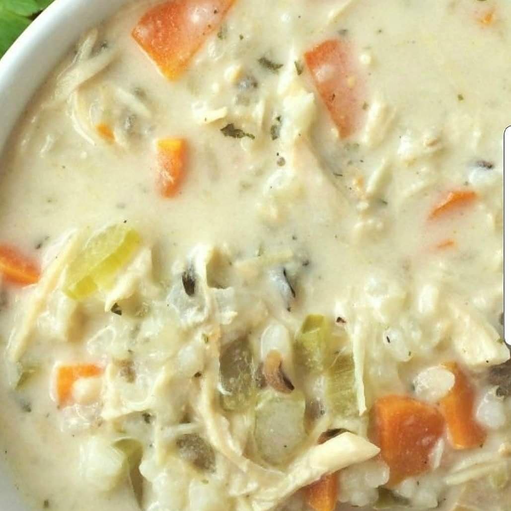 JavaPunkCoffee's tweet photo. Creamy chicken and wild rice soup today! #javapunkcoffee #shoplocal #itswhatsforlunch #community #goodfood #makefriends #notjustcoffee #soup #toast #itwontlast https://t.co/6wny0IPjJY