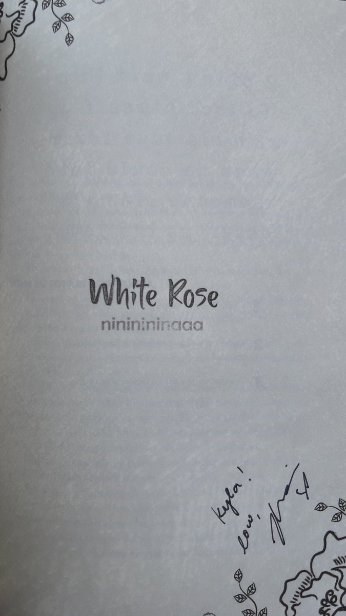 xxkylaxxo's tweet photo. White Rose
nininininaaa @nininininaaa
(pg. 215)
I didn't want [him] to lock himself up with his love for me when he could love someone else who deserves his love.

#Riderata
#RiderataBook
#LTHLAnnivRDRT  
#iGiveBackwithLathalaPress https://t.co/gSXVL8F63r
