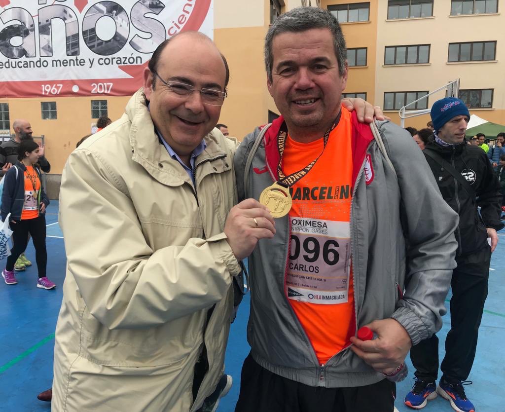 SebastianGR1965's tweet photo. 🔷Hoy tres de nuestros campeones, Conchi, Carlos y MJosé, en la Carrera Memorial Padre Marcelino desafían a la lluvia! ☔️
#XIIIMPM @mpmarcelino
#EstaEsLaMarcelino 🏃🏽♀️🏃🏻♂️ #Granada https://t.co/8OzDskQ5X0