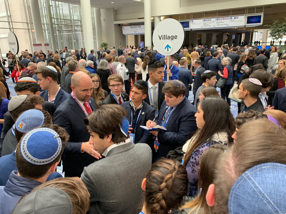 RationalSettler's tweet photo. Thank you @AmirOhana for speaking to @SouthernNCSY and @eHillel students at @AIPAC's #Policyconference2019. https://t.co/ibOAdNa2PO