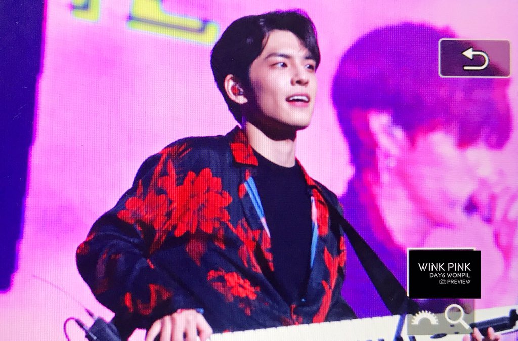 WinkPink0428's tweet photo. 190331 유스 앵콜콘 프리뷰
🎹🎹🎹

#데이식스⁠ ⁠⁠ ⁠ #DAY6⁠ ⁠⁠ ⁠ #원필 #Wonpil #Youth https://t.co/TnNNhJMyKp