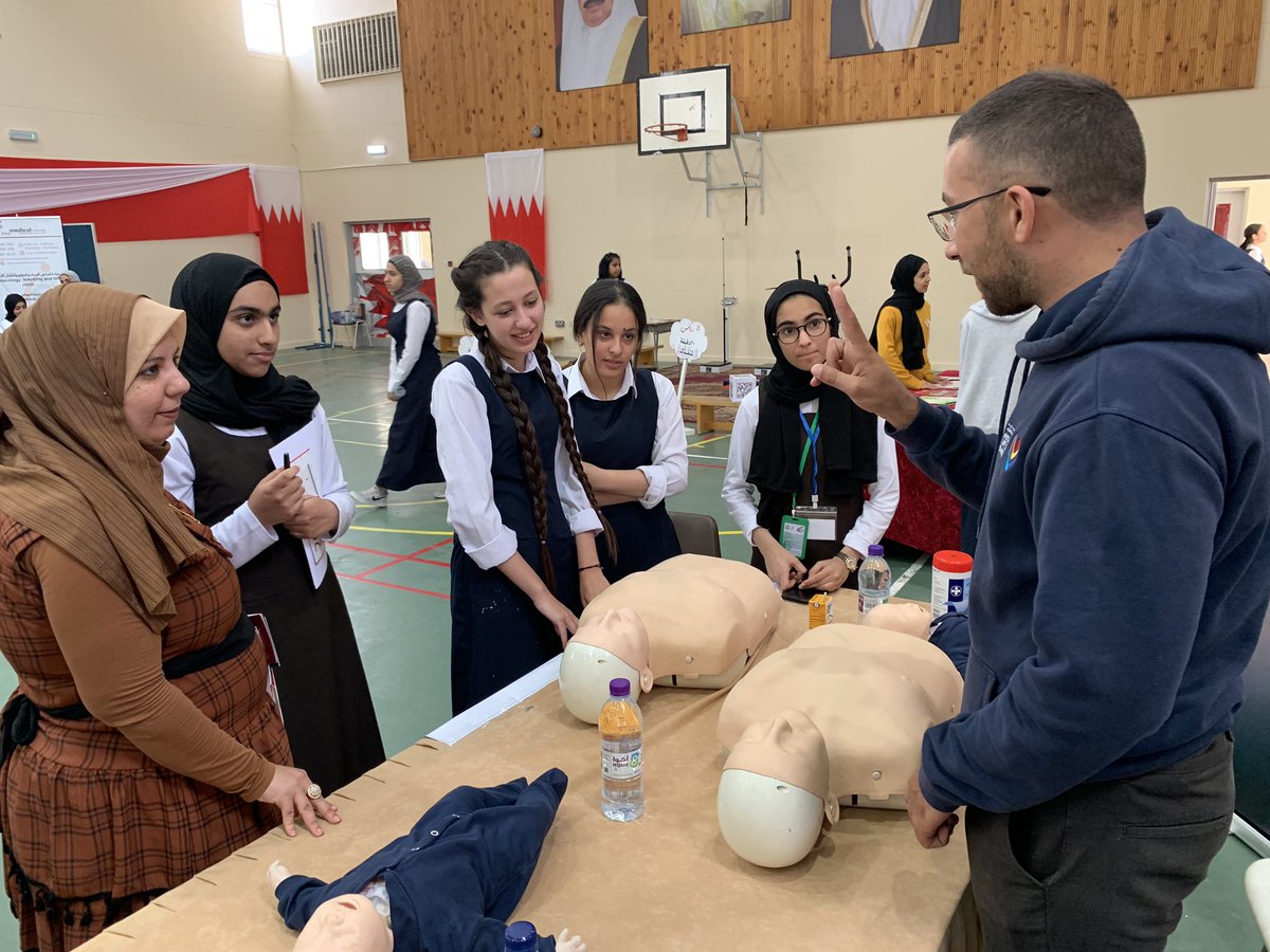SameeraAlBitar's tweet photo. Great morning with @rlsbahrain at the Health Fair organized by Al Ahad Secondary girls school! #cpr #bahrain #education https://t.co/Yy4bBEhfk1