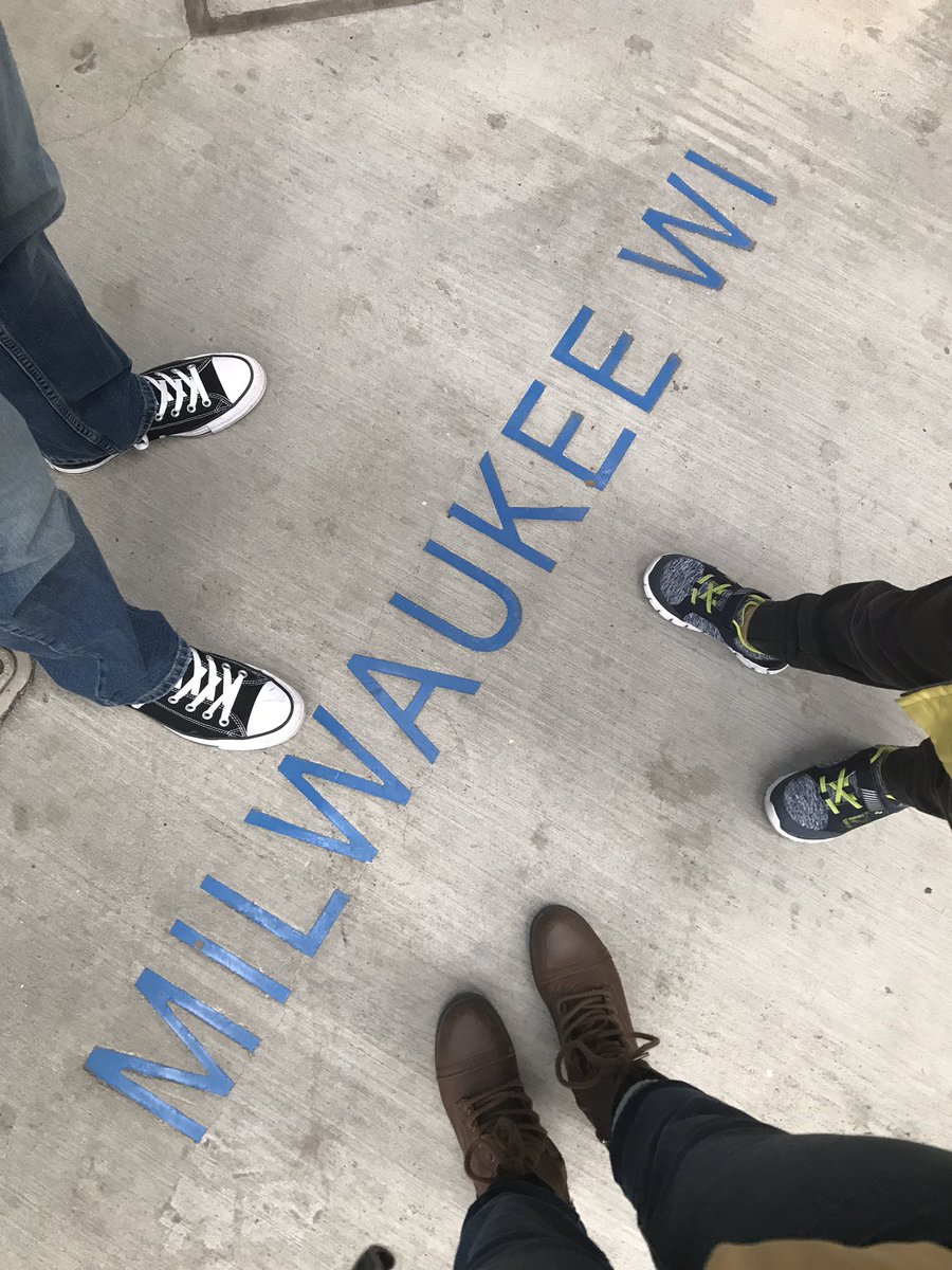 JessicaWalshEdu's tweet image. Our first family trip on the @Amtrak Hiawatha train to Milwaukee to #explore the @MKEPublicMuseum! #MKE @localguides #explorereducator  I added our photos to @googlemaps! Take a look at the photo section to see mine and others’ fave images/360s/videos:
goo.gl/maps/rgyafQCFt…