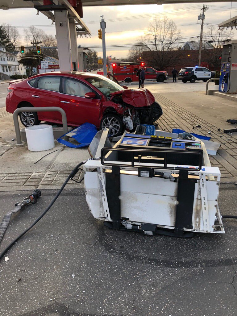 Methuen Police 🇺🇸 on Twitter "Green St Haverhill St MVA approx 730