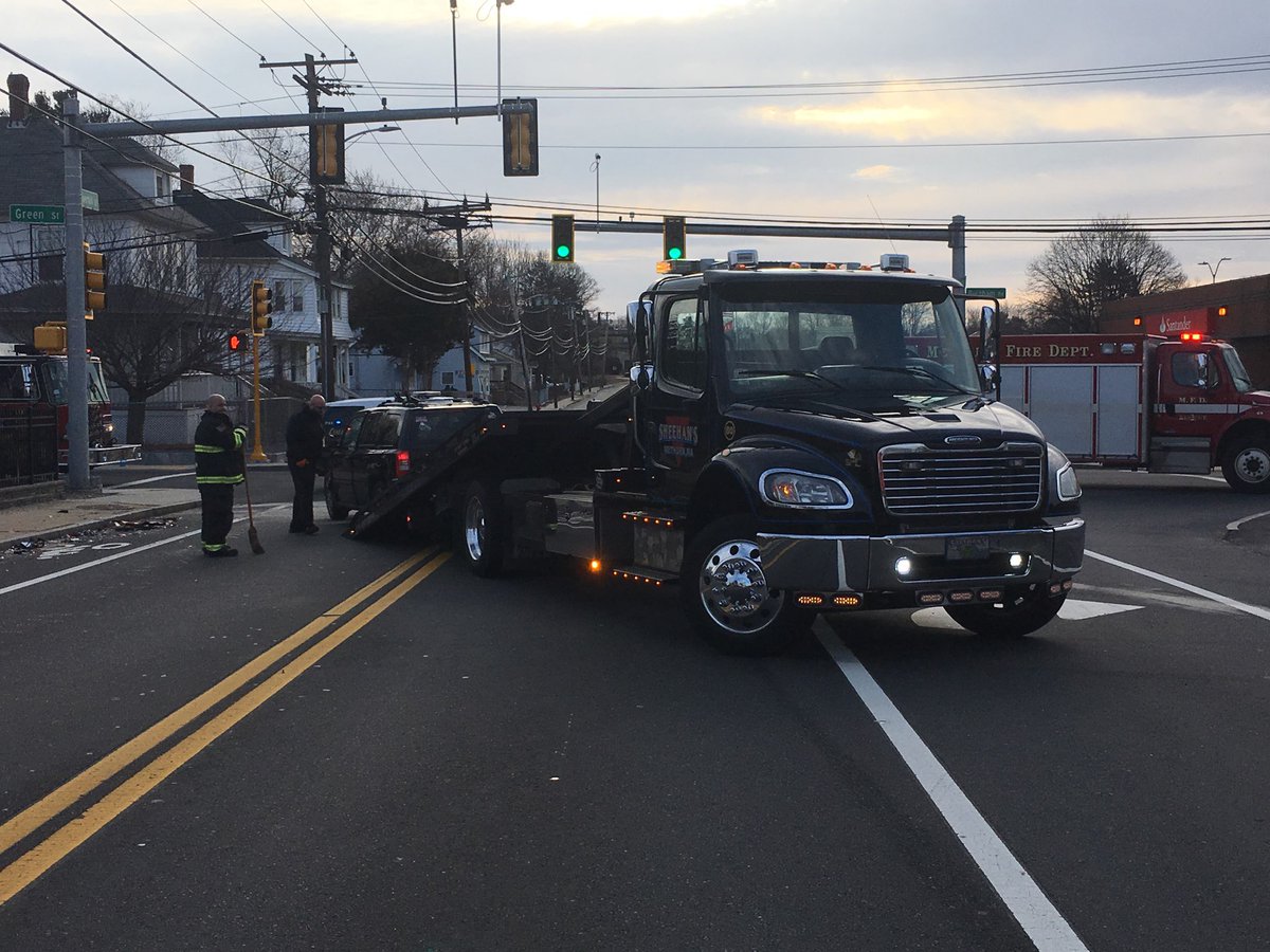 Methuen Police 🇺🇸 on Twitter "Green St Haverhill St MVA approx 730