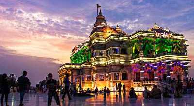 indiamagicaltri's tweet photo. Mathura, Uttar Pradesh 
India is a country of immense diversity in all fields of life, starting from religious to cultural to historical. 
#Mathura #Uttarpradesh #LordKrishna #mustvisit #visitindia #incredibleindia #indiamagicaltrip 
https://t.co/nGxJy5kTFm https://t.co/aafCdAqjdk