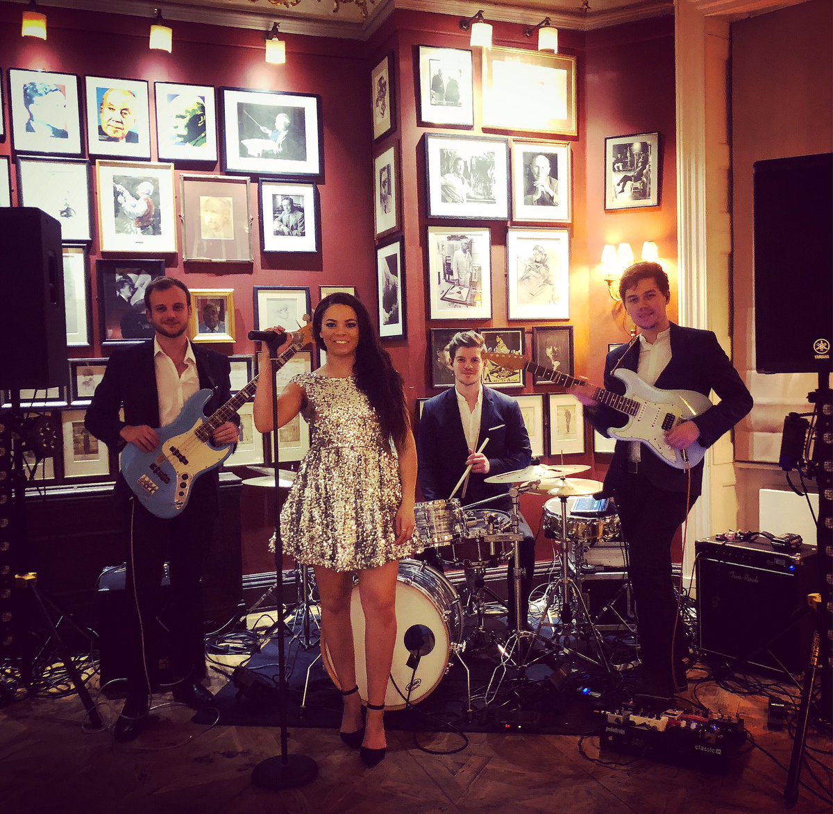 KUDOSfunctions's tweet image. Our 4-piece in #London last night at the exclusive @thesavileclub in #Mayfair for a private birthday party with live entertainment across two floors. Happy Birthday Kristina! 🎉
#eventprofs
