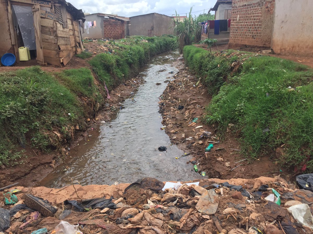 REAPProject2014's tweet photo. This day last year Pastor Deo was introducing us to the very special people who live their lives in the Kosovo Slum in Kampala, Uganda. https://t.co/nMqf96DecI