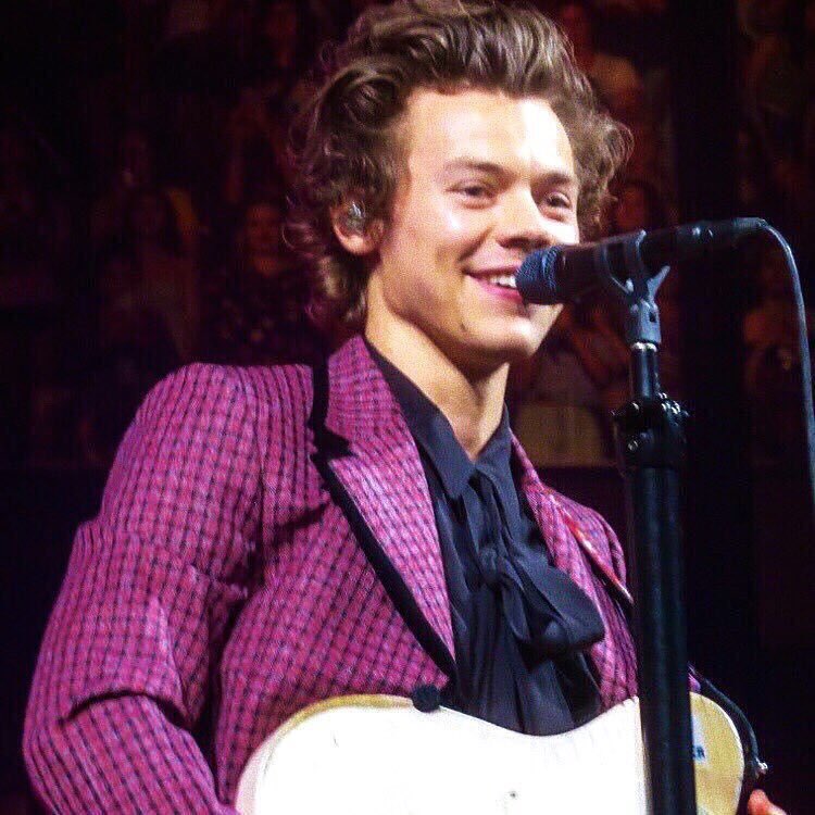 best harry pics (@tourhpics) on Twitter photo 