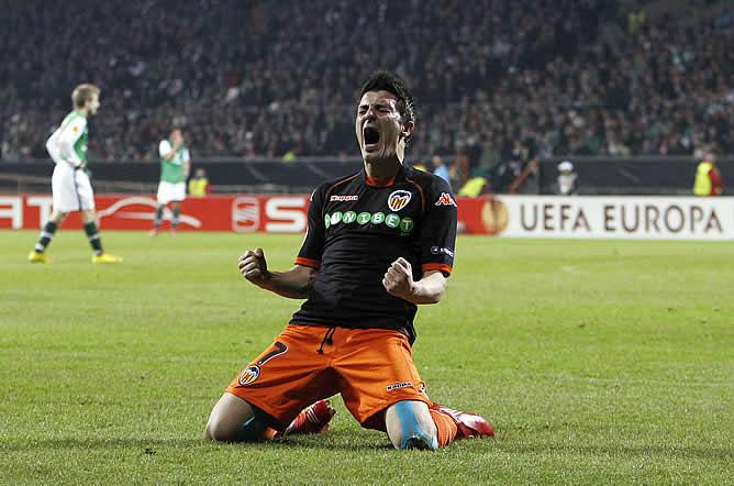 Hobbys_life's tweet photo. Recuerdan este partidazo y sufrido?
18-3-2010 Octavos de Final de la UEFA.
4 a 4 contra el Werder Bremen y con Hactrick de @Guaje7Villa que nos daba el pase a cuartos.
Esa noche el Valencia cumplía 91 años de historia. https://t.co/VUhNUky0S4