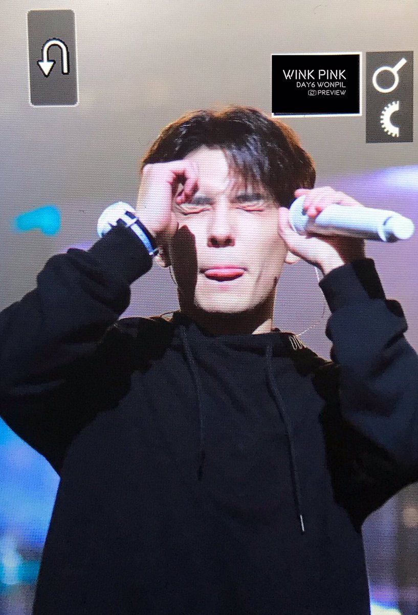 WinkPink0428's tweet photo. 190331 유스 앵콜콘 프리뷰
아이구 우리 겸둥이ㅠㅠ

#데이식스⁠ ⁠⁠ ⁠⁠ ⁠ #DAY6⁠ ⁠⁠ ⁠⁠ ⁠ #원필 #Wonpil #Youth https://t.co/okbFAYrOR6