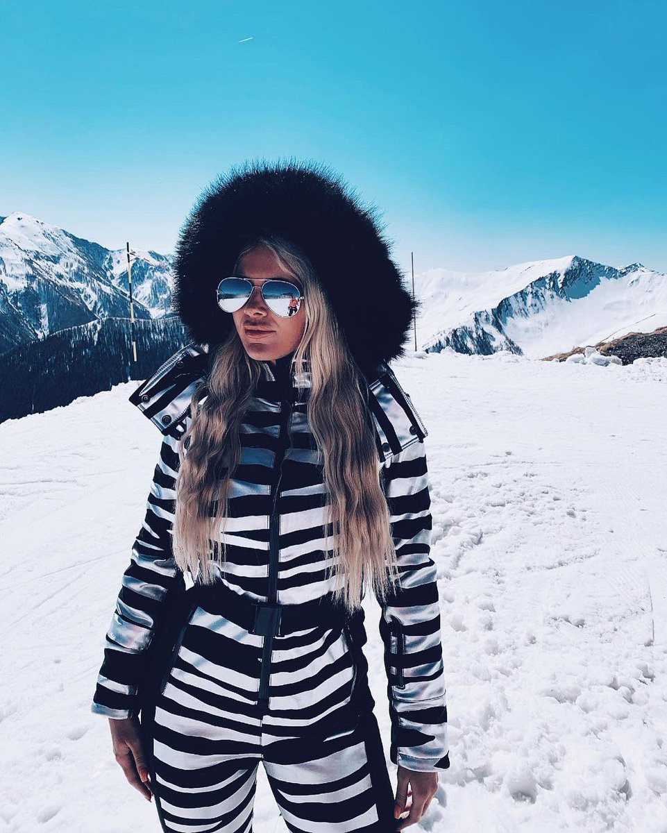 CamillaAinswor1's tweet image. Keeping it low key as per.....🤔@mylkpluss even manages to make it to the mountains!