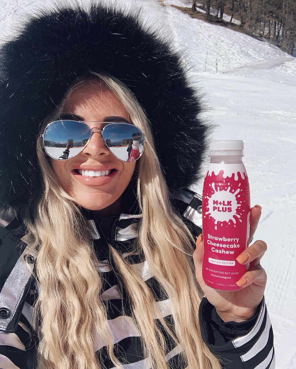 CamillaAinswor1's tweet image. Keeping it low key as per.....🤔@mylkpluss even manages to make it to the mountains!