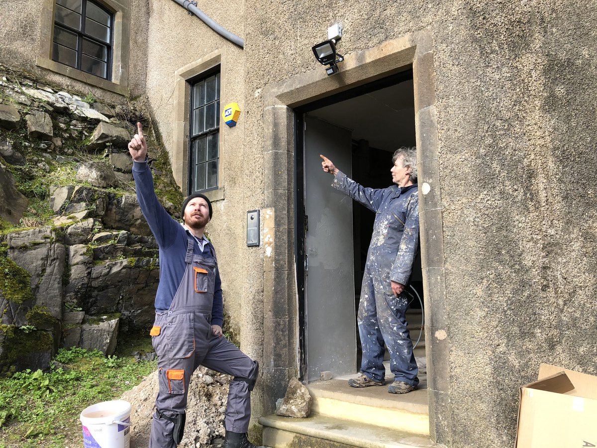 Dunvegan_Castle's tweet photo. Dunvegan Castle &amp; Gardens has been a busy hive of activity this winter with a variety of restoration projects around the estate to further enhance the visitor experience. We are ready to open on 1 April and we look forward to giving you a warm Highland Welcome! #VisitScotland https://t.co/09SX6Bpb9f