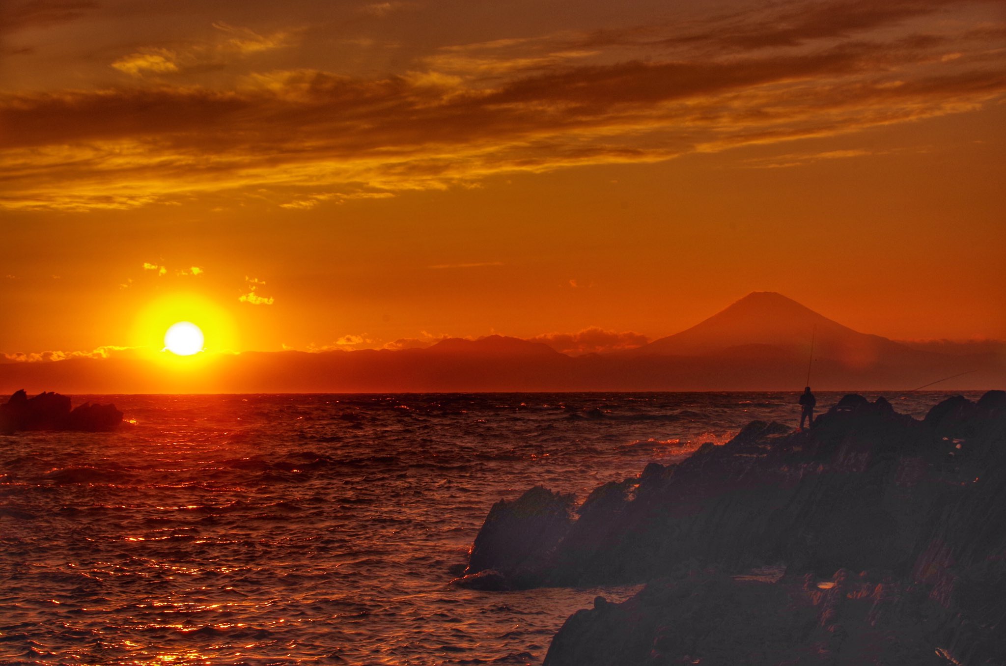 三浦海太郎 I Love Miura V Twitter 城ヶ島から見る富士山と夕日 横浜から1時間分ほどで絶景が見られる城ヶ島へ まだ訪れたことのない方はお得な京急の みさきまぐろきっぷ でお越しください 城ヶ島 三浦海太郎 I Love Miura V Twitter 城ヶ島から見る富士山と夕日 横浜から1時間分ほどで絶景が見られる城ヶ島へ まだ訪れたことのない方はお得な京急の みさきまぐろきっぷ でお越しください 城ヶ島
