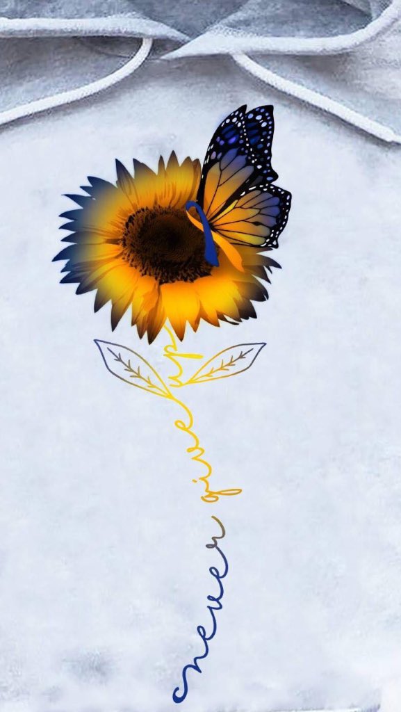 This was a fun smash cake to make.  Below is the inspiration cake that was sent to me to use to create this cake.  The words on stem are “Omne Trium Perfectum”

#purpledaisycakes #smashcake #downsyndrome #cakedesign #cakedecorating #fromscratch #scratchbaking #uniquecakes