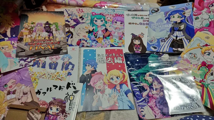 今日の戦績!シシマルさんの本やプリパライダーにタペストリー!素敵なものいっぱい満足かよ!! 