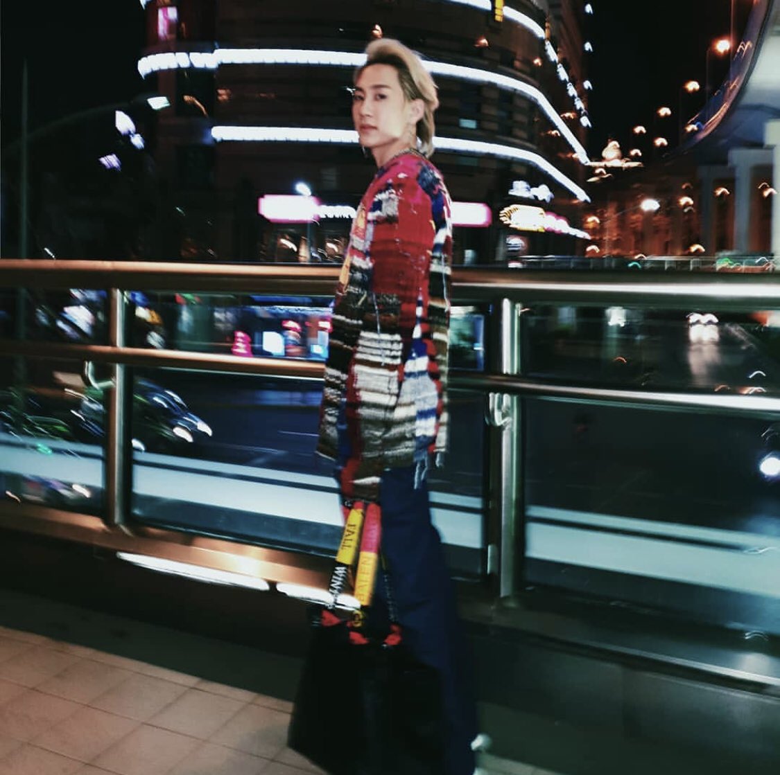 CCaptainstories's tweet photo. Shanghai Fashion Week♥️
#lorealpro
#majifashion
#limitlesscolor
#colormefrench
#frenchbalayage
#captain https://t.co/jO4F9rvBvk