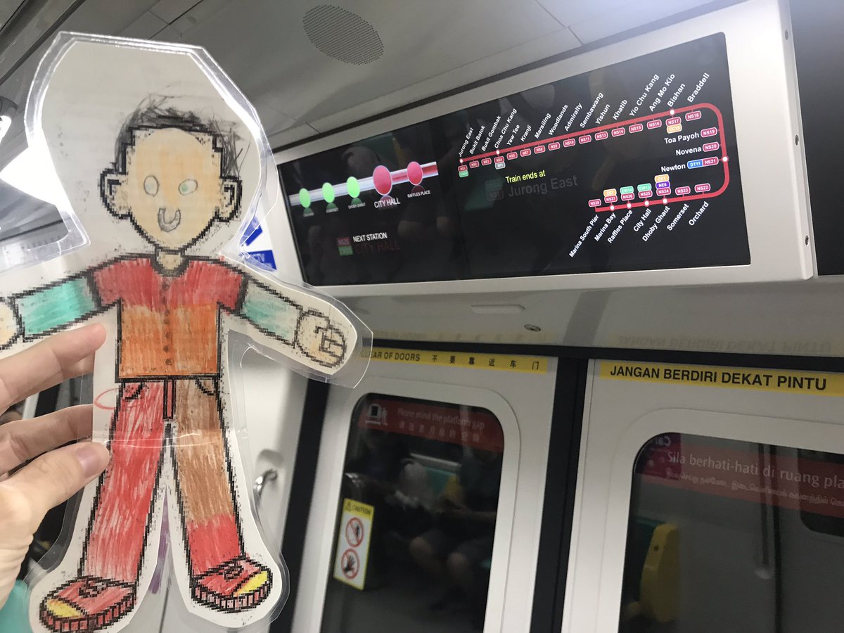 KendraJones79's tweet photo. @petershcps Charlie arrived safely in Singapore! He’s already been to Marina Bay and rode the MRT (train). Tomorrow he’ll spend some time at the Canadian International School. More pics to come 😊 #flathewstu https://t.co/02PcSLIo3n