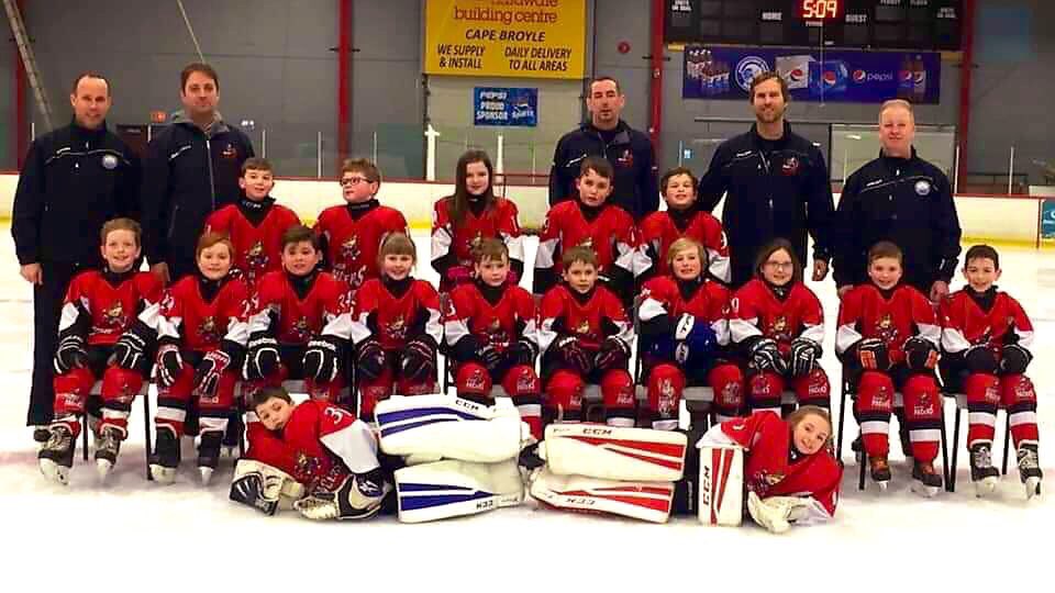CM_POWER's tweet photo. If you’re looking for a Sunday afternoon activity, come cheer on the Gould’s Pacers #NoviceSelects team as they go for the Gold at Bussey Horwood.  #GoPacers @StBernardsElem @Goulds_Elem @SSminorhockey @Goulds_Minor https://t.co/X21DH94xOw