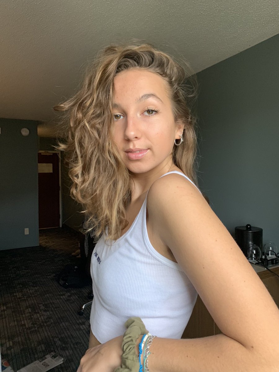 texas went so hard last night, even charlotte was dancing