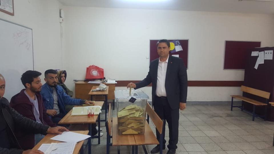 #Cumhurİttifakı Döşemealtı Belediye Başkan Adayımız Emre Afacan, 2019 Mahalli İdareler Seçimleri kapsamında oyunu kullandı. 
#SevdamızAntalya