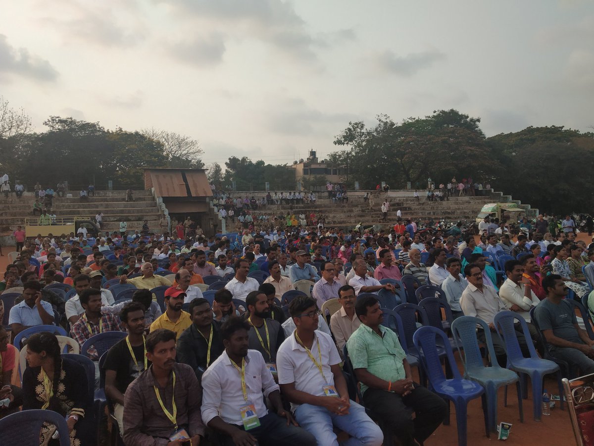 MaaBharath's tweet photo. #TeamModi
Sharing the photos of Team Modi Volunteers and #ModiDoot s watching live screening of @narendramodi ji's #MainBhiChowkidar today. https://t.co/QKaO9dRnrC