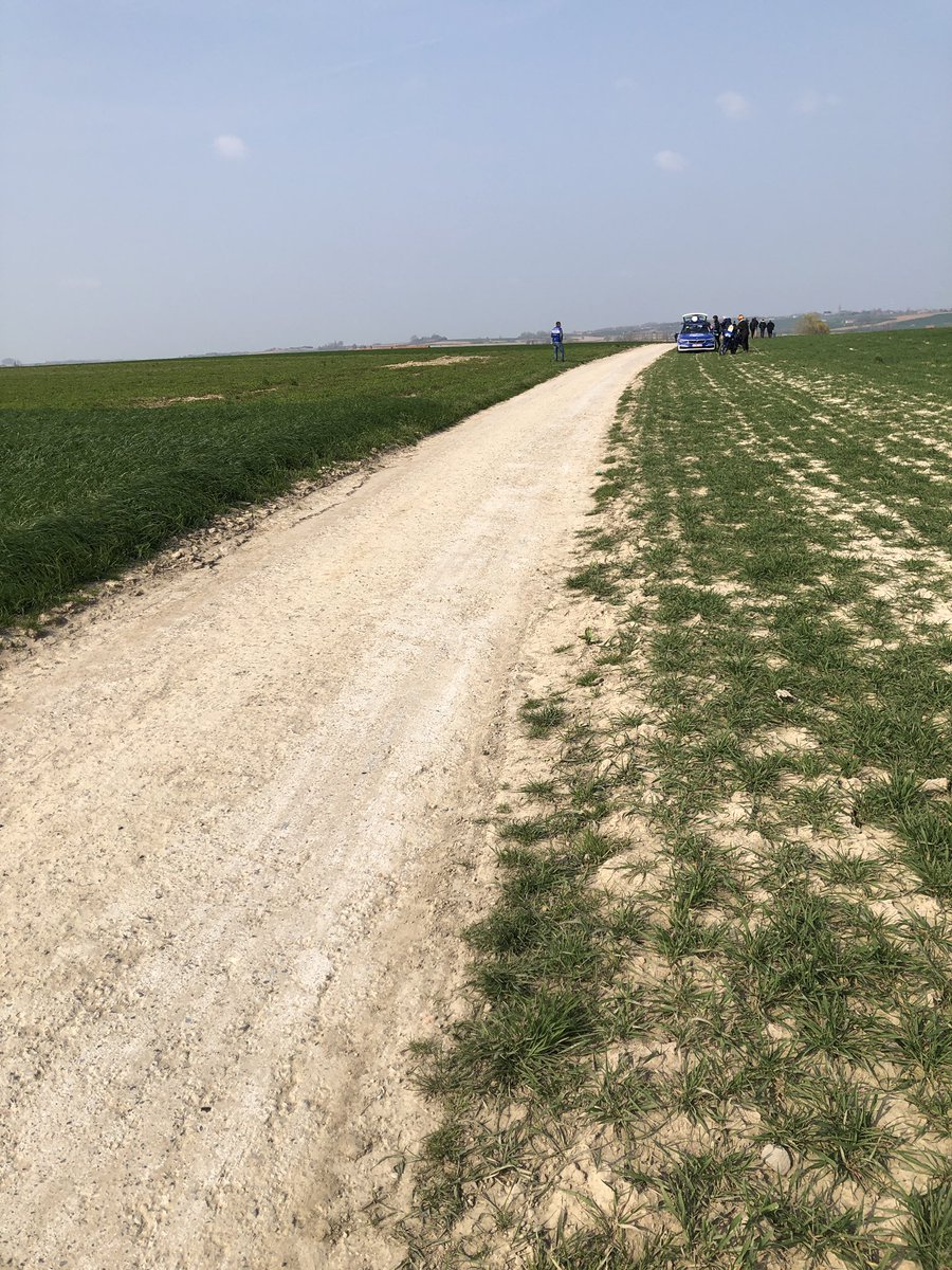 avd299's tweet photo. @ButteredFrog Have a nice evening, we’re at #gentwevelgem #plugstreets https://t.co/W2rYFmrmjg