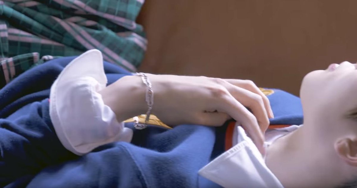johnjae doing things 🖤💜 tweet media