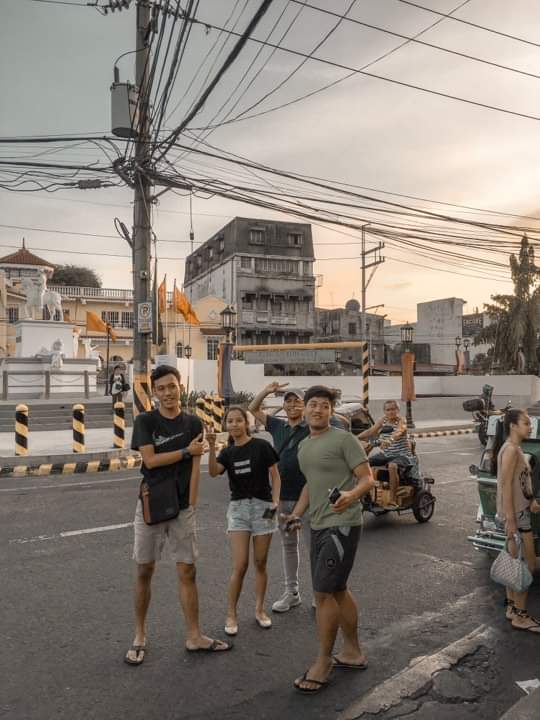 _vinsmokes's tweet photo. 👌🙌 #squad4lyf credits: @_clcruz https://t.co/Sjzhvf4dwX