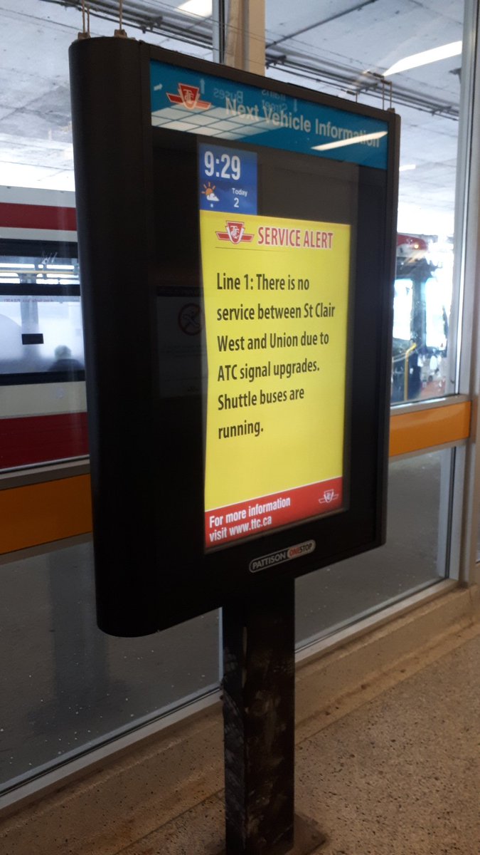 blackmantroy's tweet image. Okay cool, but...what about the buses at Wilson Station? What time do they come at? I want to catch an eastbound bus, but have no idea when it comes, because all the Next Vehicle Information board shows is this. @TTChelps @TTCnotices #TTCProblems