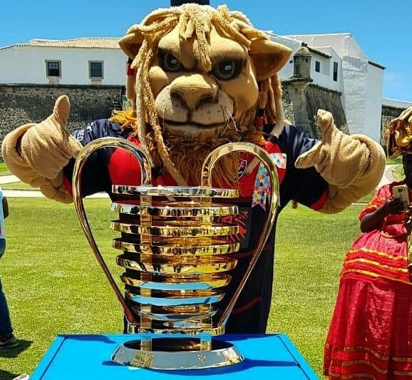 ecvtorcida's tweet photo. Sou pentacampeão e estou classificado, e você? https://t.co/zaIslUxLC5