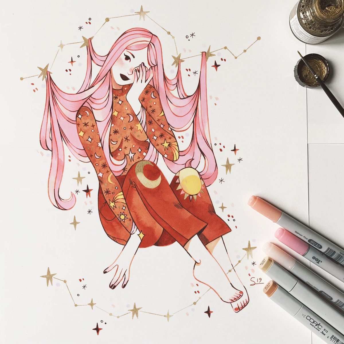 Sibylline_M's tweet photo. Fairy Lights ✨ only one week left to see the Spellbinders art show at Gallery Nucleus ! Thanks to everyone who passed by the gallery this week, it was so nice meeting you !! 💛 https://t.co/CiEgCrVUVU