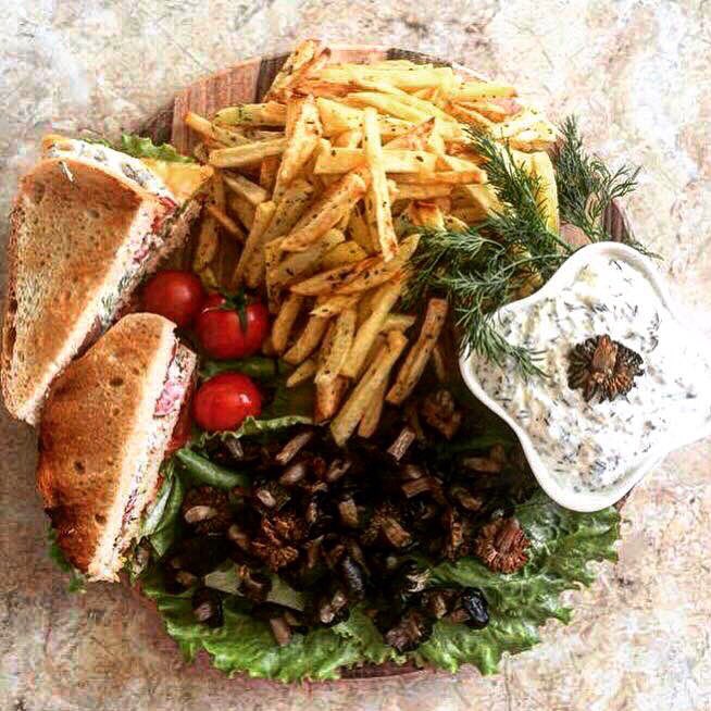 CookThisFoodCom's tweet image. Delicious Club Sandwich with French Fries

#cookthisfood #sandwich #clubsandwich #fries #frenchfries #mushroom #tasty #delicious #food #cook